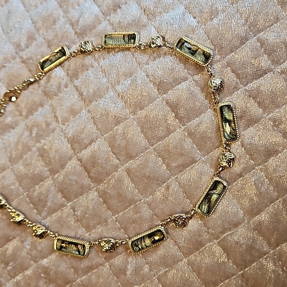 Gloria Vanderbilt Gold Necklace - Picture 1 of 6